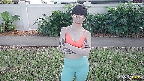 Mas fieano a sexy girl