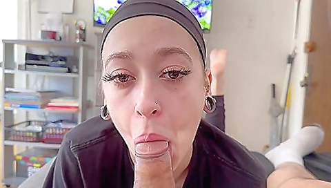 She loves the big dick in her ass