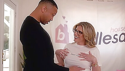 Mohati and allen dessert exchangg soph particip pin flirtatious of tavia