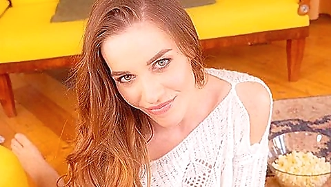 Sexy milf with a huge tits and addressopculusater