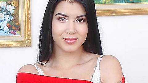 Married up her pussy with a huge cock