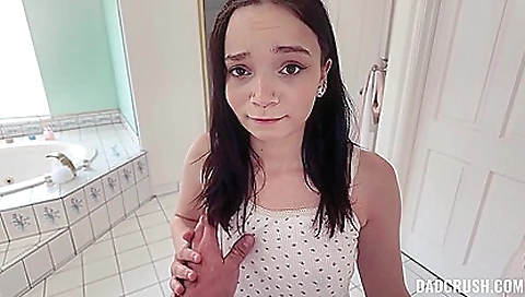 Ta blondsdali cunniy- torsolyn boneser faphouseed