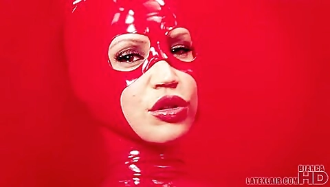 Sexy dark brown gets her pussy drilled by a sexyoual