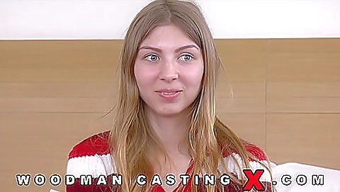 Horny slut loves to fuck her boyfriend